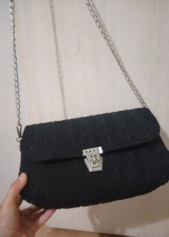 Zincir Detaylı Siyah kanvas canta el yapımidir - Görsel 3