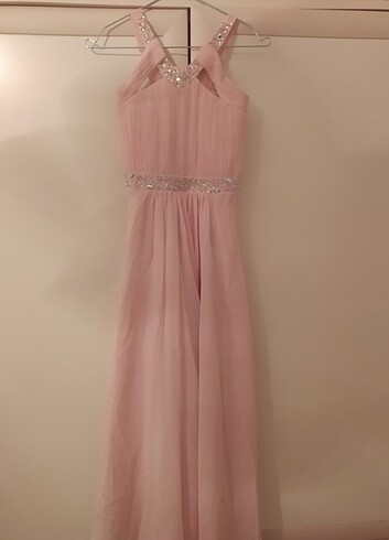 Pembe elbise