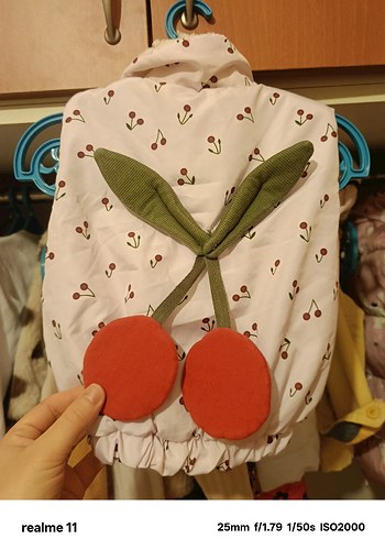 Nakışlı Beyaz Kız Çocuk Yelek - Görsel 3