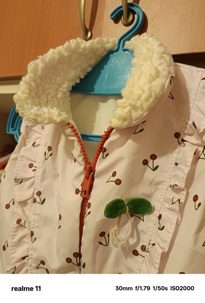 Nakışlı Beyaz Kız Çocuk Yelek - Görsel 2