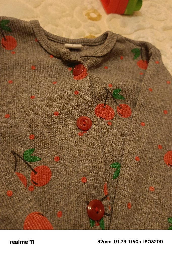 Kız Çocuk Gri Kiraz Desenli Düğmeli Sweatshirt - Görsel 3