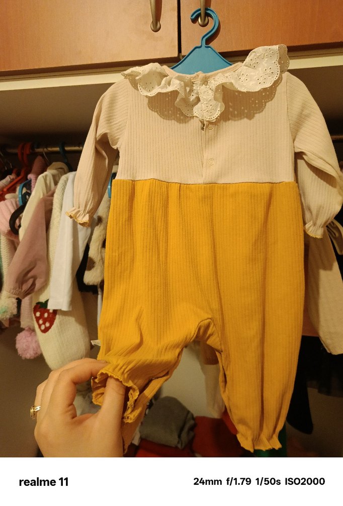 Sarı Fırfırlı Bebek Tulum - Görsel 4