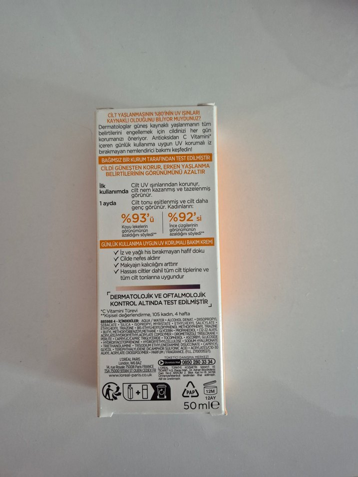 L'Oréal Revitalift Clinical 50+ Güneş Koruyucu - Görsel 2