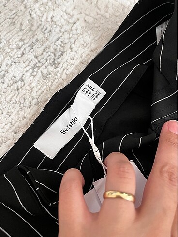 Bershka Bershka çizgili pantolon
