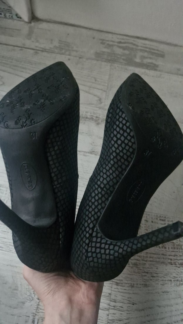 Siyah Yılan Desenli Pliseli Topuklu Ayakkabı - Görsel 3