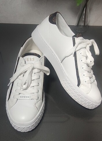 GUESS spor ayakkabı