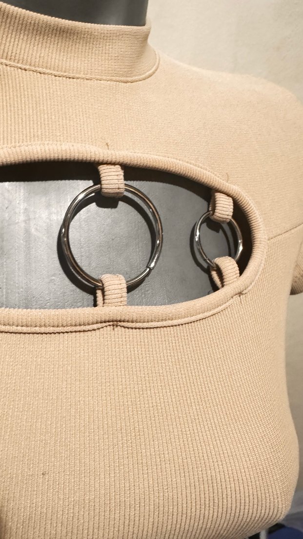 Bej metal dekolteli Crop Top - Görsel 2