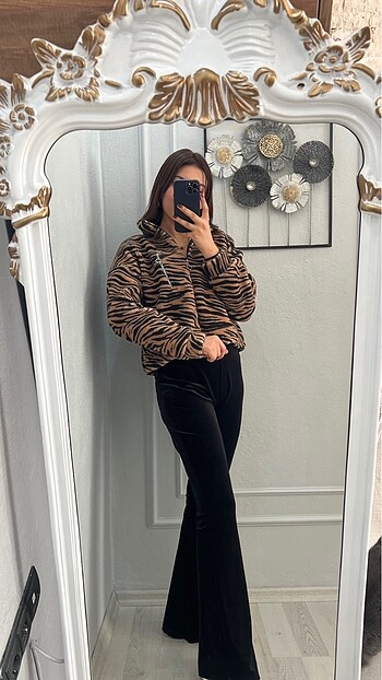 xl Beden Ayrı ürün mont ayrı kadife pantolon ayrı