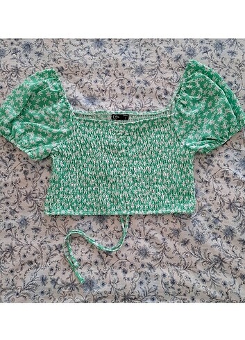 Defacto Büzgü detaylı crop bluz