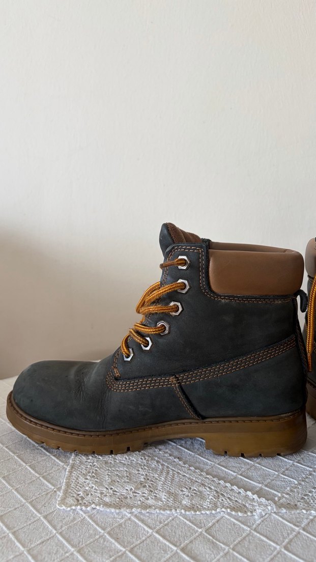 Lacivert-Kahverengi Erkek Dubuk Bot - Görsel 2