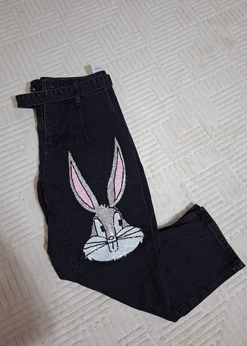 Kemerli Nakışlı Gri Bol Kesim Kadın Jean