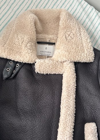 Stradivarius Siyah Kürklü Deri Kadın Biker Ceket