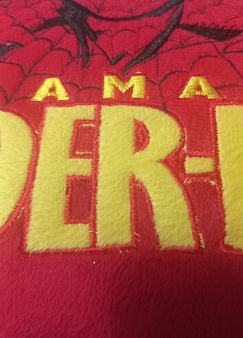 Beden Orjinal lisanslı Spider-man işlemeli yastık.