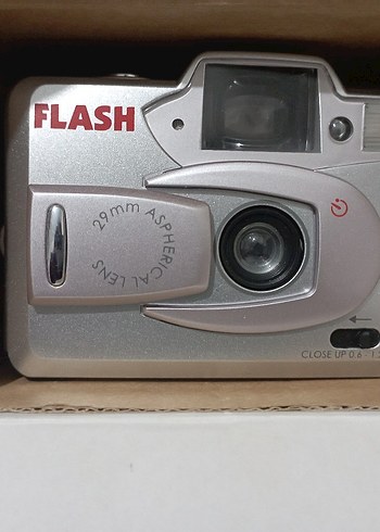 Bej Gri Filmli Fotoğraf Makinesi
