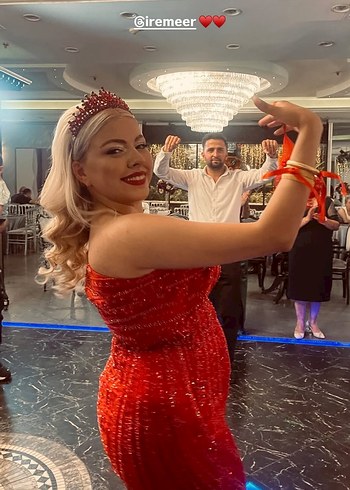 Abiye Kırmızı Parlak Boncuklu Taç