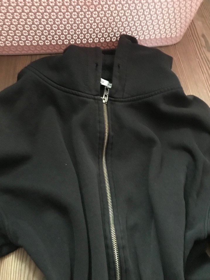 Siyah hırka - Görsel 2