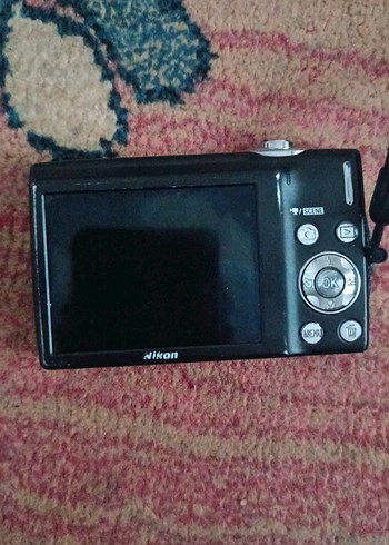 Nikon Coolpix S3000 Dijital Fotoğraf Makinesi