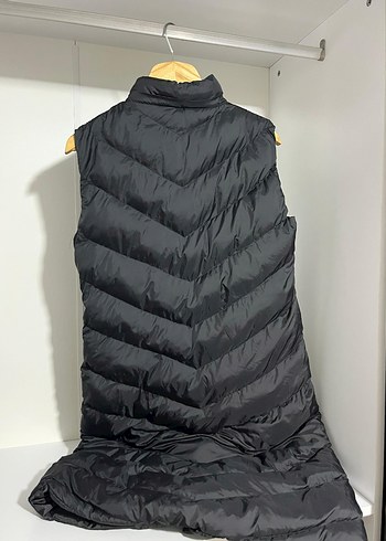 Siyah Uzun Kadın Kürk Detaylı Yelek - Görsel 3