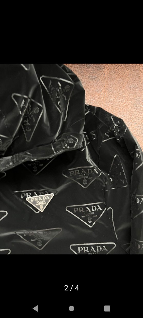 Prada Siyah Kapüşonlu Fermuarlı Ceket - Görsel 2