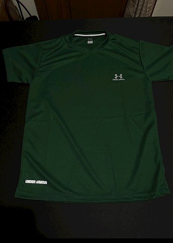 m Beden Under Armour Koyu Yeşil Kısa Kollu Erkek Tişört