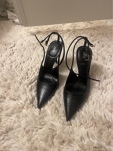 Zara Slingback Topuklu Ayakkabı