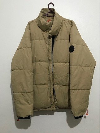 BERSHKA MONT