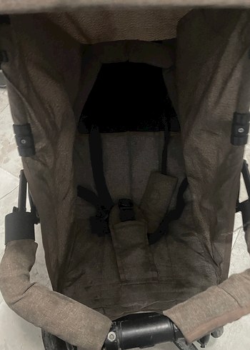 Kahverengi bebek arabası - Görsel 4