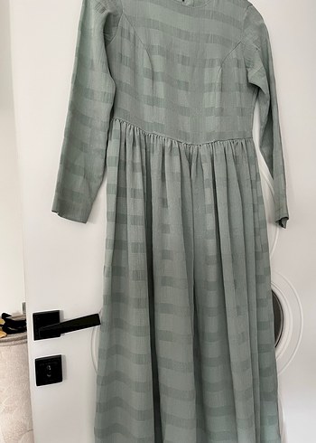 Gri Kadın Uzun Pilili Keten Elbise - Görsel 3