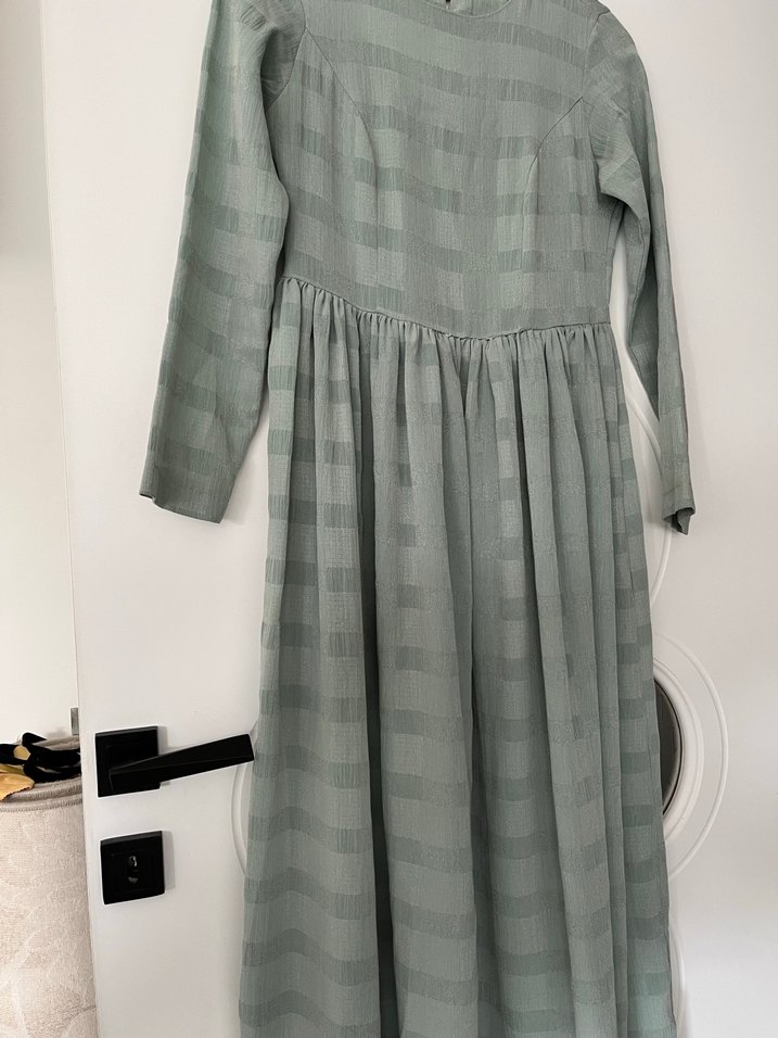 Gri Kadın Uzun Pilili Keten Elbise - Görsel 3