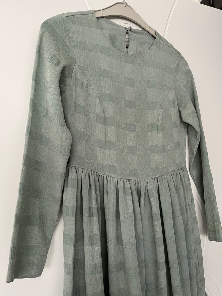 Gri Kadın Uzun Pilili Keten Elbise - Görsel 2