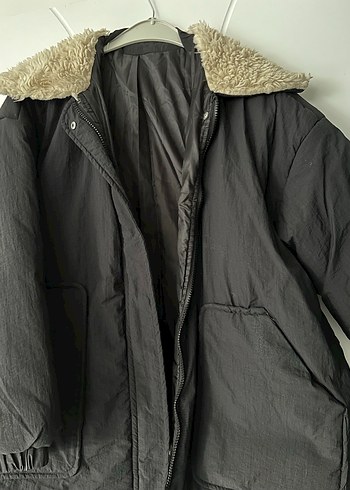 Siyah Kadın Midi Kaban, Kürk Detaylı - Görsel 2