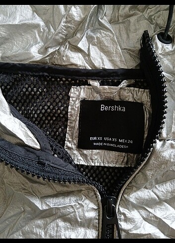 xs Beden Bershka