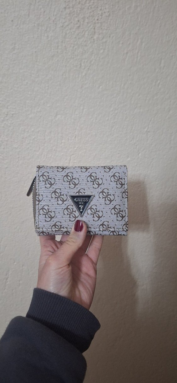 Guess Gri Desenli Kadın Cüzdanı - Görsel 2