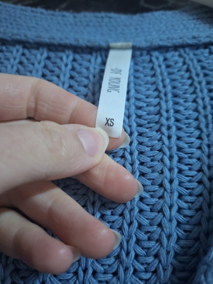 Mavi V Yaka Örgü Kadın Mini Hırka - Görsel 3