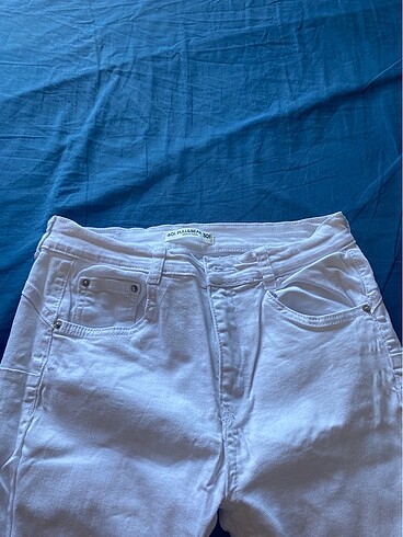 l Beden beyaz Renk Pull&bear marka orjlnal pantolon