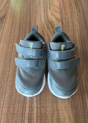 NIKE STAR RUNNER