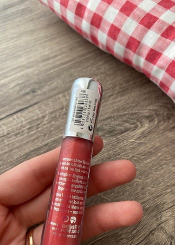 Essence Shine Shine Shine Lipgloss - Görsel 2