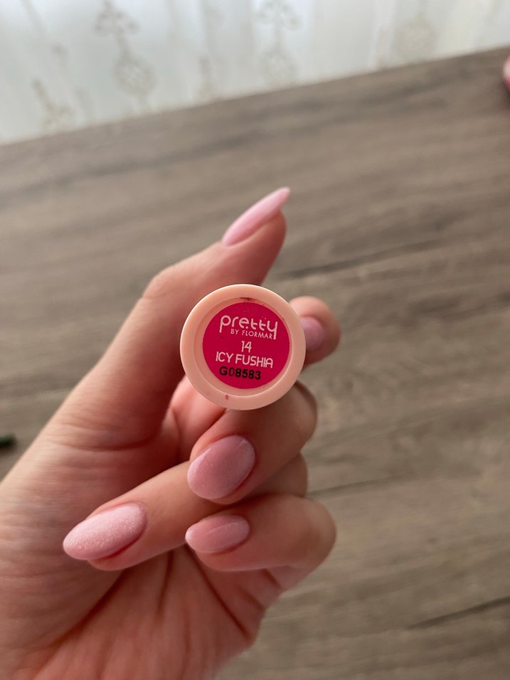 Pretty by Flormar Stay True Lipstick - Görsel 2