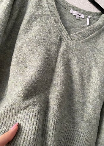 Koton V Yaka Yeşil Triko Kazak - Görsel 4