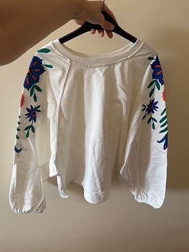 Diğer Kolu işlemeli beyaz sweatshirt