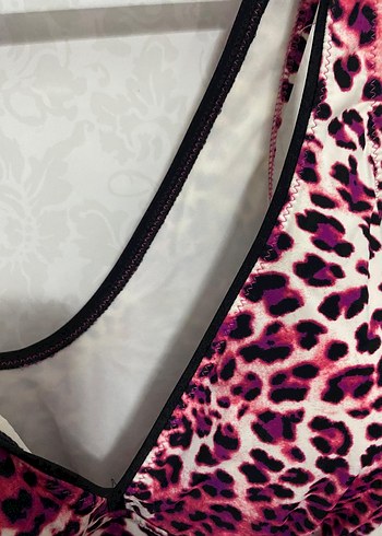 Pembe Leopar Desenli Uzun Drapeli Kadın Mayo - Görsel 3