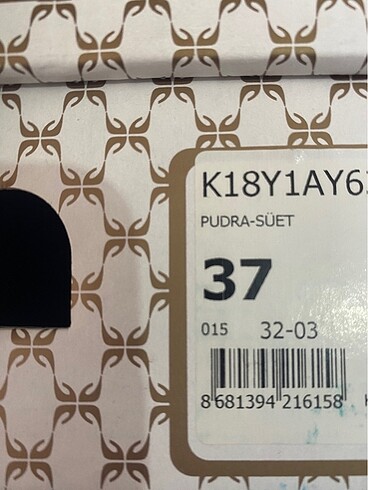 37 Beden ten rengi Renk Tergan Süet Pudra Topuklu