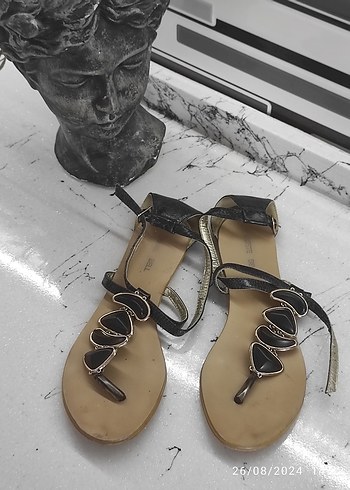 Krıste Bell Bej Yılan Desenli Kadın Sandalet