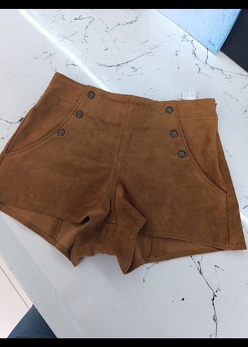 Düğmeli Kahverengi Süet Kadın Şort - Görsel 2