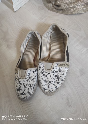 Etnik Esintiler Beyaz Baskılı Kadın Espadril