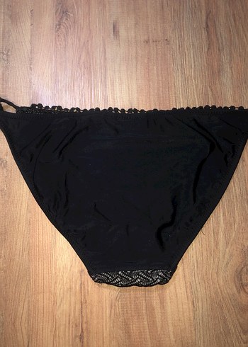 Koton Siyah Dantel Detaylı Kadın Bikini Altı