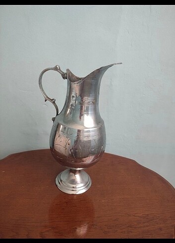 Bakır surahi