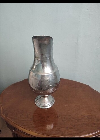 Beden Bakır surahi