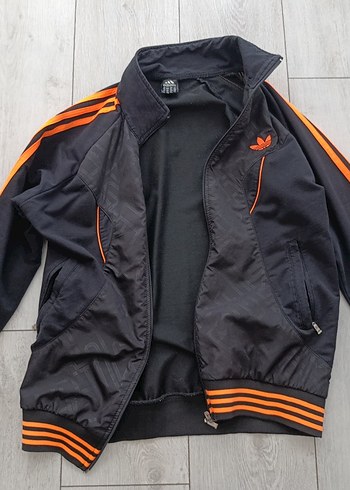 orijinal turuncu adidas ceket y2k