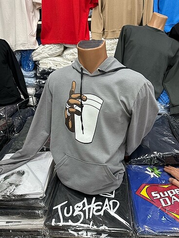 İNCE KAPÜŞONLU
